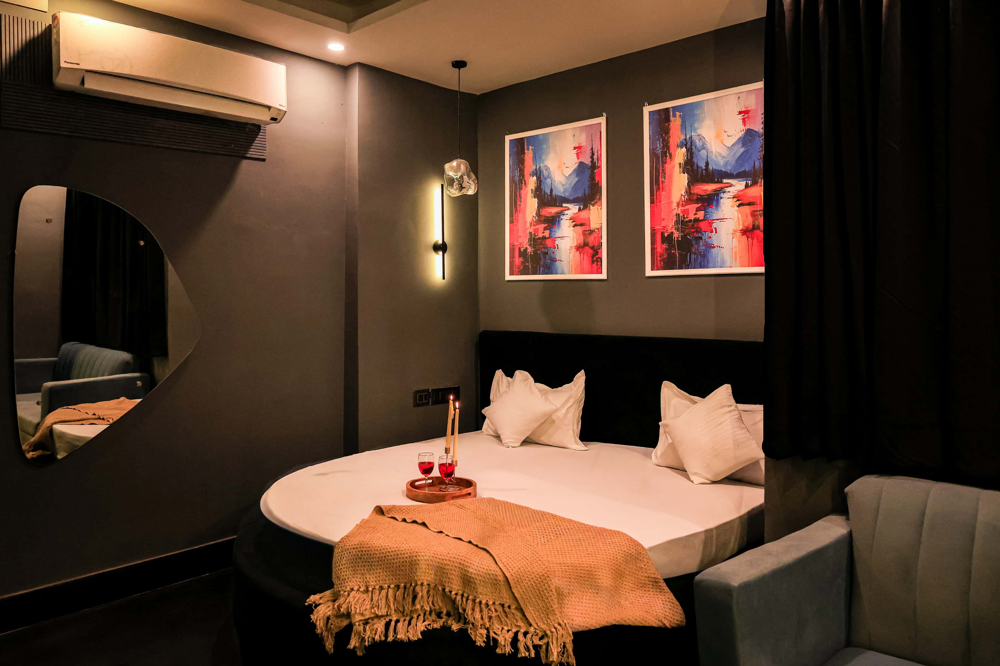 AceStayz Gautam Nagar