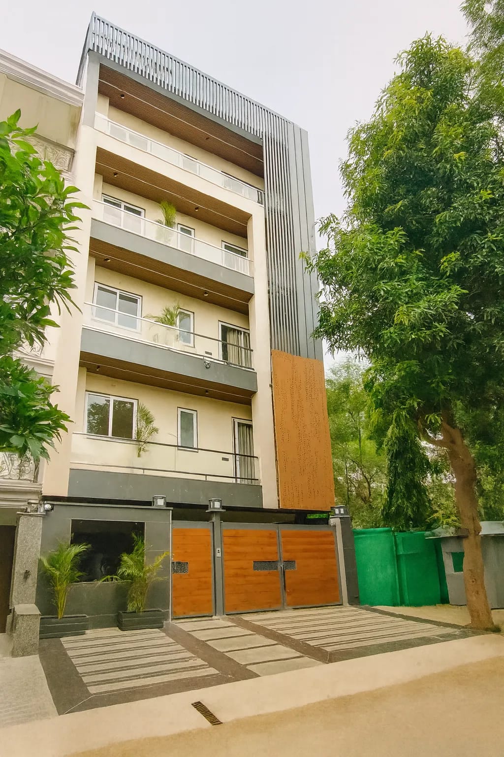 AceStayz Property