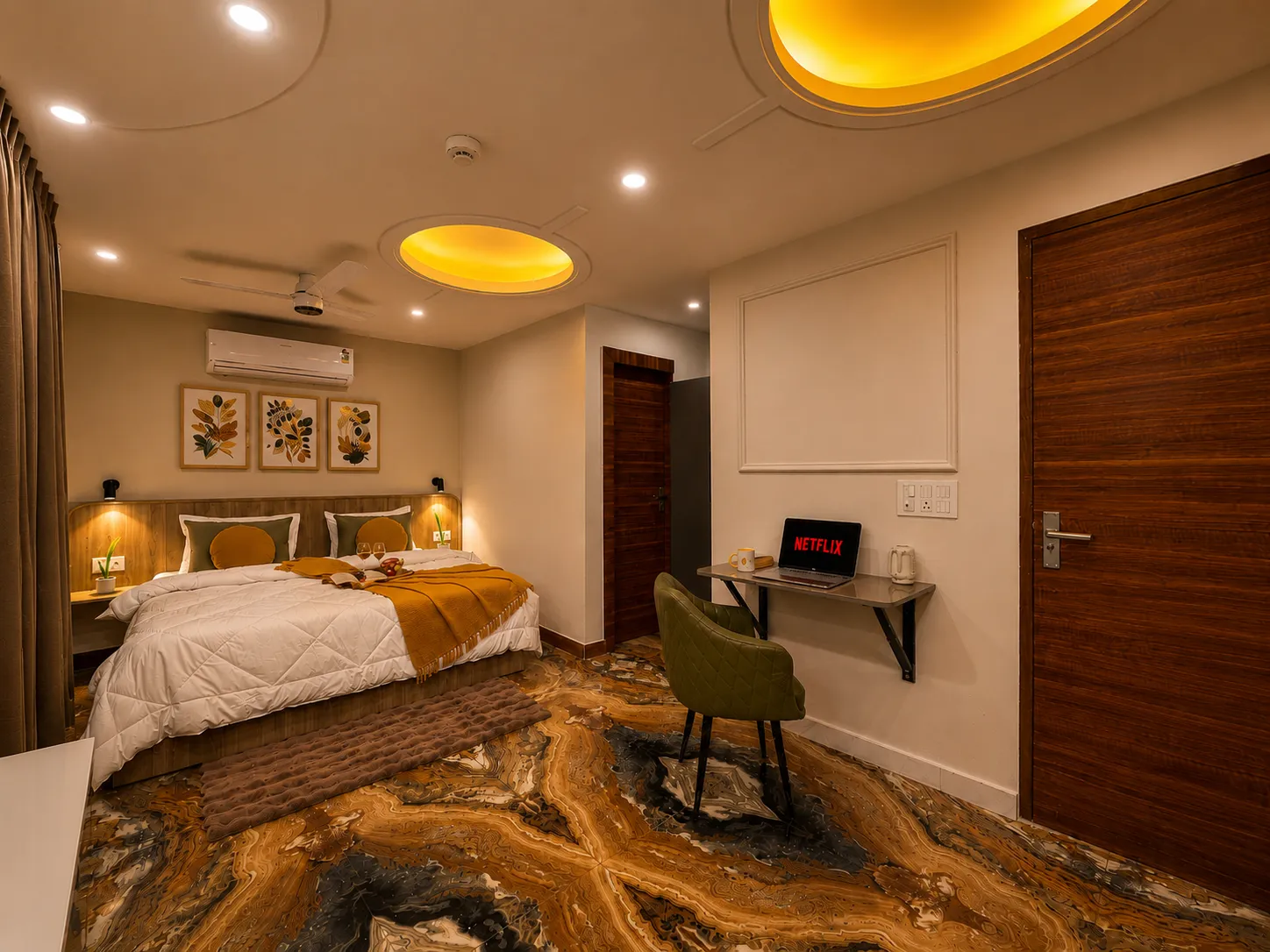 AceStayz Karol Bagh