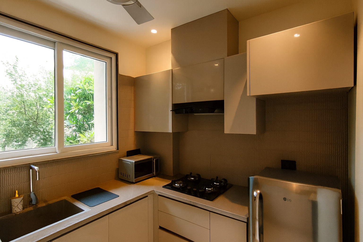Letstay, DLF Phase 1, Gurugram