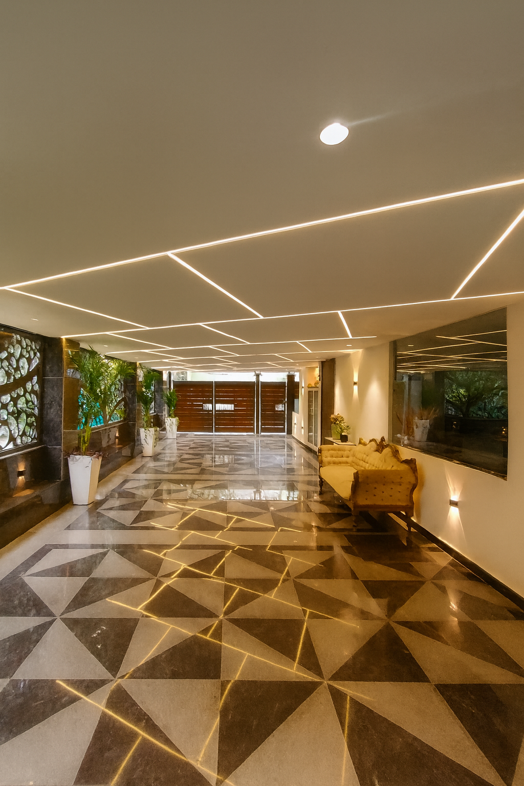 Letstay, DLF Phase 1, Gurugram